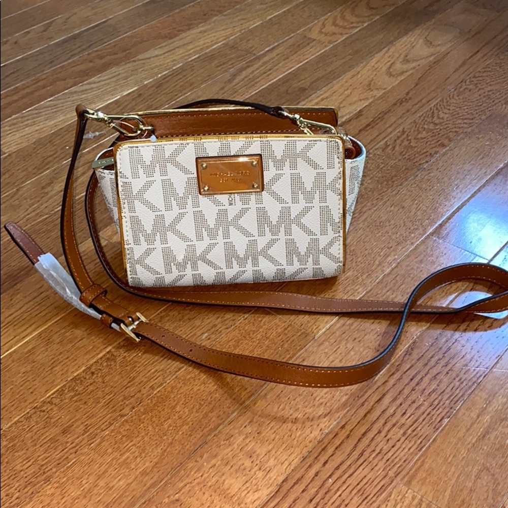 Small crossbody bag-Michael Kors